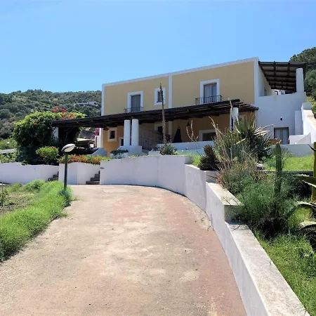 Holiday home Le Terrazze Di Salina, A 100 Mt Dalla Lingua